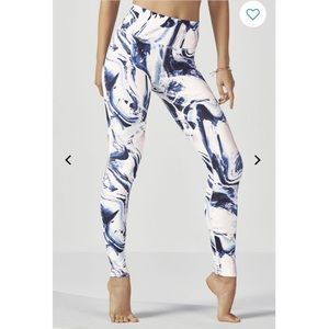 Fabletics Marble/White Powerhold Leggings M